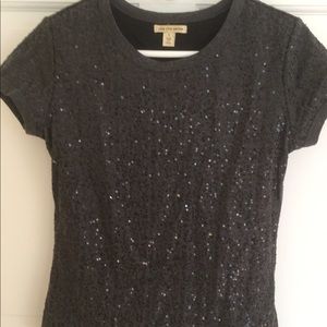 Very cute sequined t-shirt